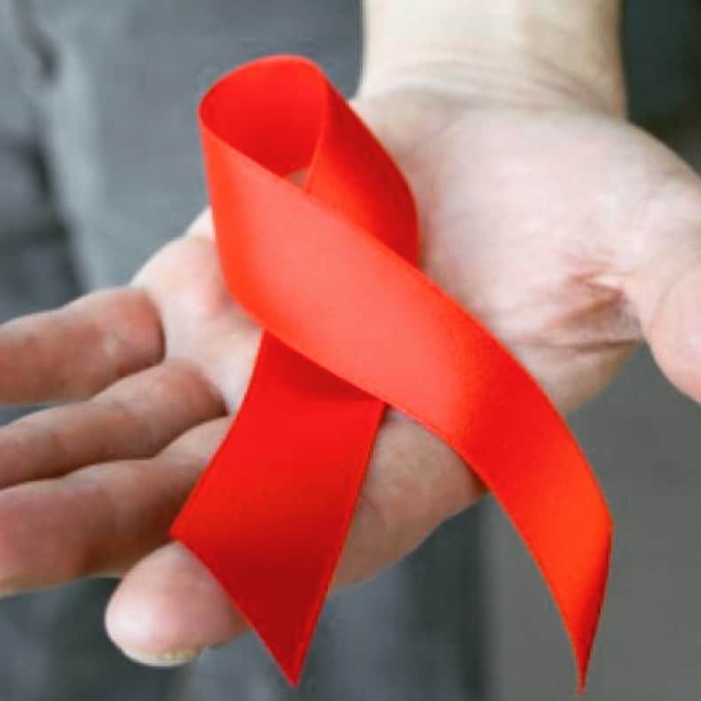 ブライアンアトウッドさんのインスタグラム写真 - (ブライアンアトウッドInstagram)「#worldaidsday  Remembering all of those that we have lost from AIDS 🙏🏾」12月2日 0時28分 - brian_atwood