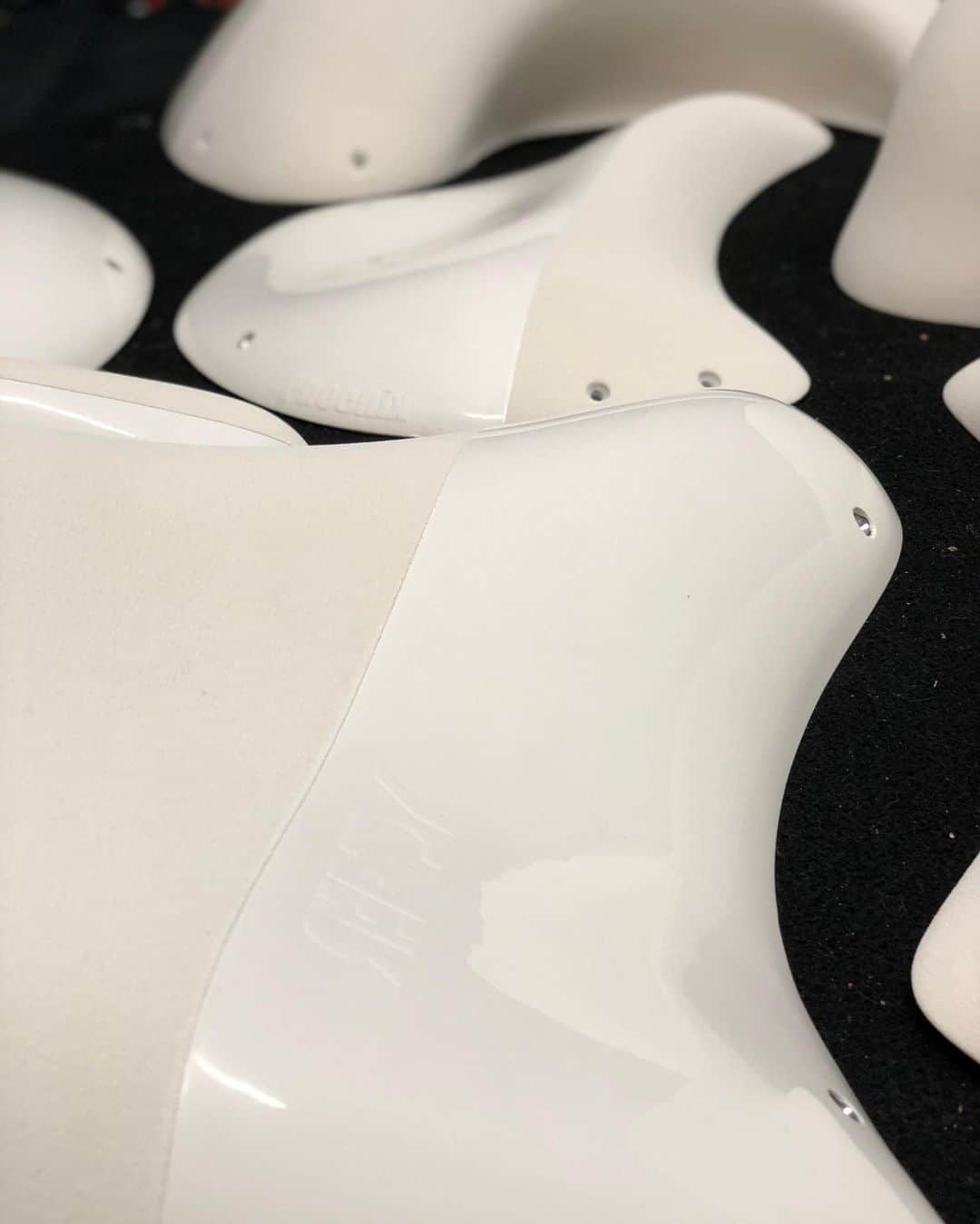 シーン・マコールさんのインスタグラム写真 - (シーン・マコールInstagram)「Ready! Set! Tweak! Climb! ⚪️ ⠀⠀⠀⠀⠀⠀⠀⠀⠀ Each one of these @readyholds fibreglass macros has a specific name, and they’re all dual-tex! ☑️ ⠀⠀⠀⠀⠀⠀⠀⠀⠀ How many of you have tried these volumes? I think it was the first time for me 🙋🏻‍♂️ ⠀⠀⠀⠀⠀⠀⠀⠀⠀ ⠀⠀⠀⠀⠀⠀⠀⠀⠀ ⠀⠀⠀⠀⠀⠀⠀⠀⠀ ⠀⠀⠀⠀⠀⠀⠀⠀⠀ ⠀⠀⠀⠀⠀⠀⠀⠀⠀ @adidasterrex  @scarpana  @joerockheads  @verticalartclimbing  @flashedclimbing  @perfect_descent  @CANFund  @visaca #verticalart #CANFund #TeamVisa #climbing #train #canada #athlete #sports #power #fitness #work #workhard #workout #strength #ninja #gym #fun #business #challenge #routesetting #homewall #mccollBoulder」12月2日 0時54分 - mccollsean