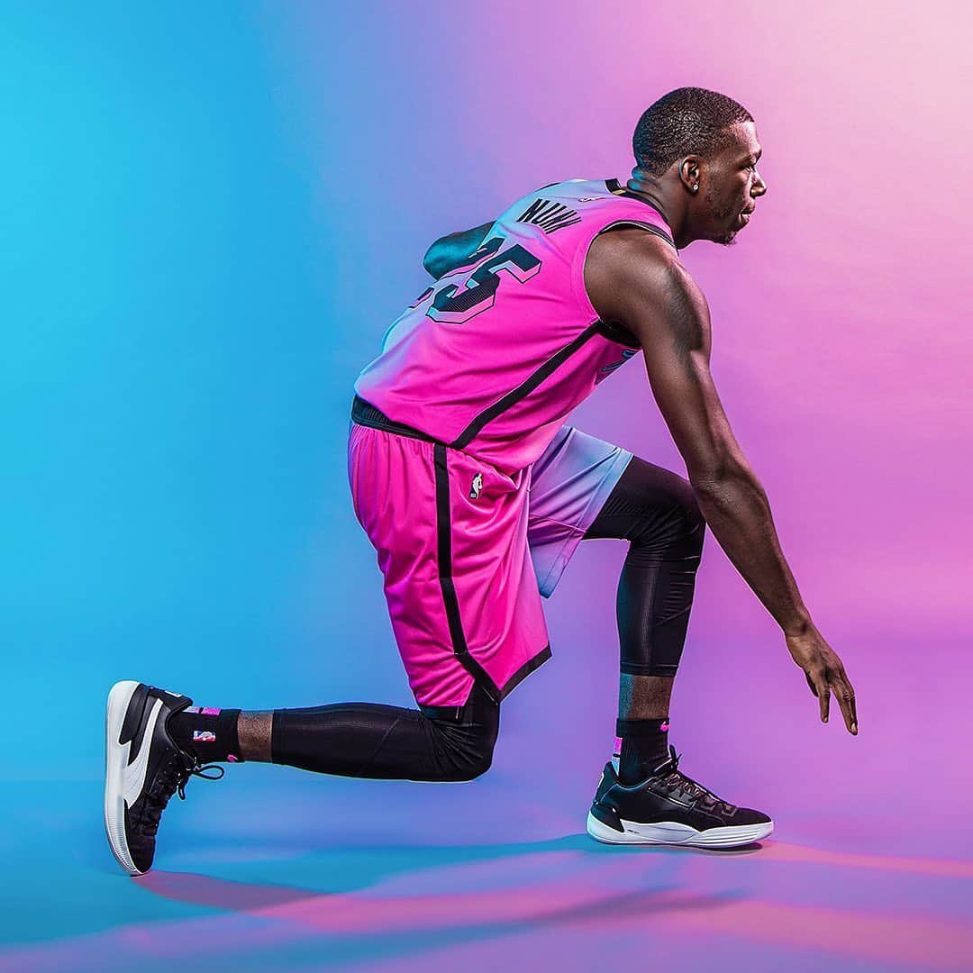 NBAさんのインスタグラム写真 - (NBAInstagram)「🔥 the @miamiheat reveal their #ViceVersa Nike City Edition uniform for the 2020-21 NBA season!」12月2日 1時23分 - nba