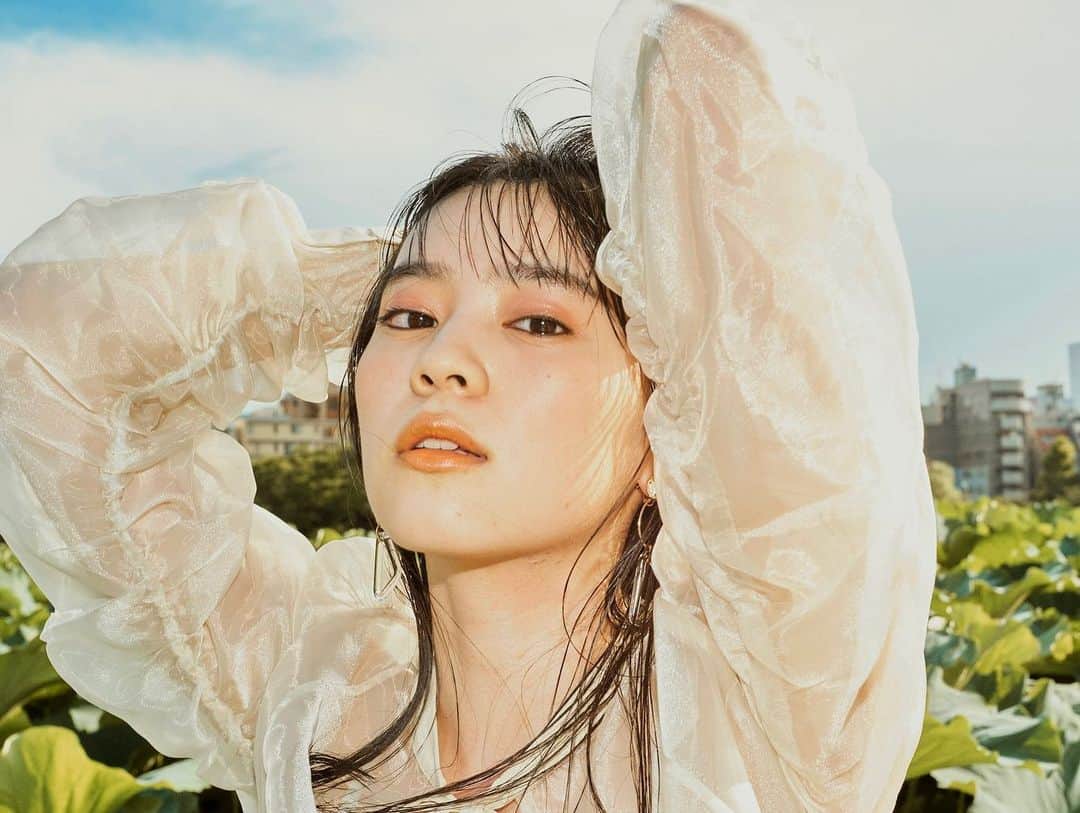 吉田美幸さんのインスタグラム写真 - (吉田美幸Instagram)「so cool✨仁香ちゃん。  model: @hitoka_sakai_official  cameraman: @taikipizza  stylist: @sa_yam  hair make up: @yoshida_miyuki112」12月2日 1時47分 - yoshida_miyuki112