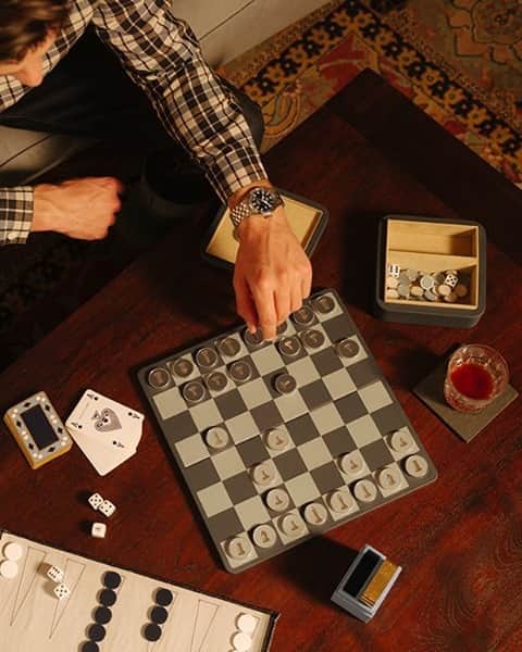 のインスタグラム：「The gift for the friend that watched all of @the.queensgambitnetflix in one sitting (you know the one). Head to the link in bio to shop our selection of luxury chess sets and challenge them to a game. Check mate.♟️#MRPORTERLittleLuxuries」