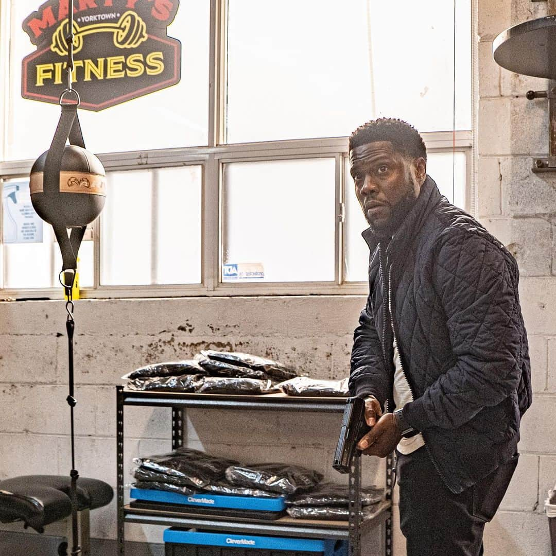 ケビン・ハートさんのインスタグラム写真 - (ケビン・ハートInstagram)「Kevin Hart is the definition of ACTION STAR....I’m blowing shit up in this movie....I’m kicking ass and taking names....I’m cooking a pot of fuck shit up on the stove and I’m ready to serve the plates.... @manfromtoronto」12月2日 11時31分 - kevinhart4real