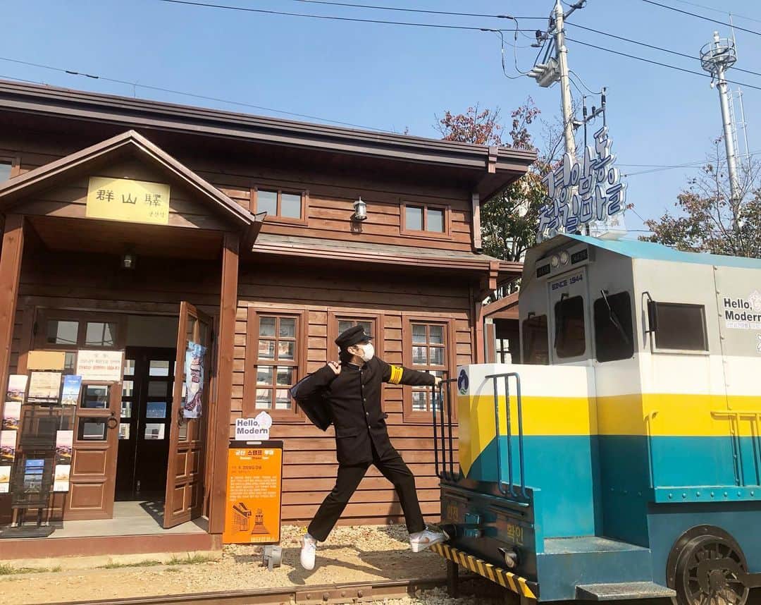 のインスタグラム：「정말 힘든 시국에 시험을 치러야하는  수험생분들 응원하겠습니다  화이팅!!🙏」