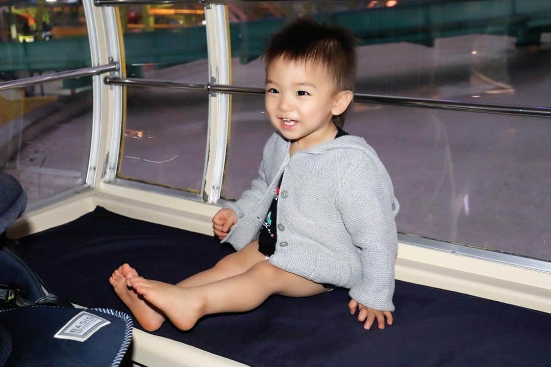Momoeのインスタグラム：「#happy #家事 #育児 #family #家族 #boy #smile #男の子 #息子 #code #love #lucky #kids #子供 #thankyou #宝物 #ベビー #fashion #follow #心 #縁 #パパ #ママ #家族写真 #男の子ママ #横浜」