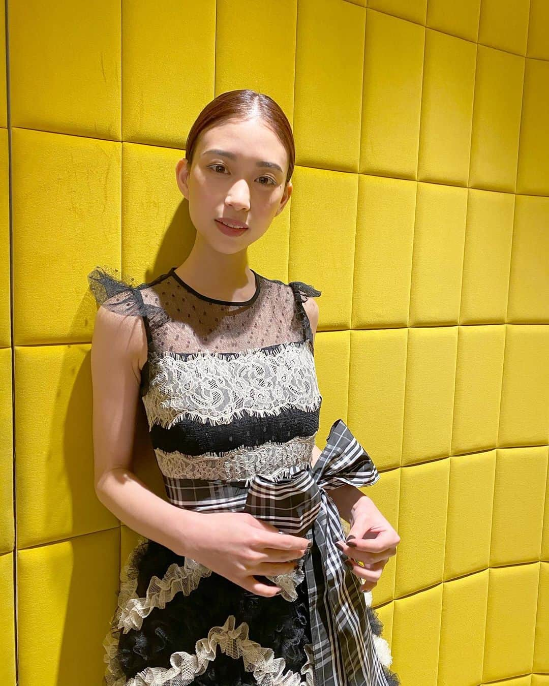 森川葵さんのインスタグラム写真 - (森川葵Instagram)「#redvalentino 21ss 表参道の店舗限定ドレスだって。。チュール美しすぎてため息出る…💐🥂」12月2日 12時20分 - aoi_morikawa0617