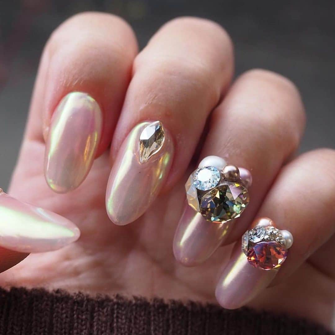 ネイルサロンならネイルクイックさんのインスタグラム写真 ネイルサロンならネイルクイックinstagram 指さきの煌めき とっても気分が上がります Saminmi 佐溝先生ネイル Double180dx Double180 特別なトレーニングプログラムを修了