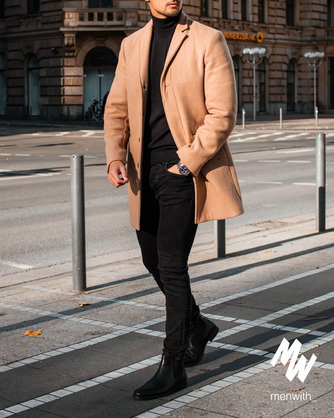 Men Withのインスタグラム：「Very nice photo of our dear friend @domi.abendroth 👌🏽 #menwithstreetstyle」