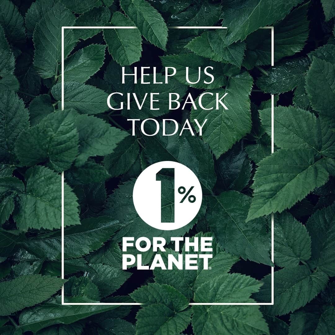 John Masters Organicsのインスタグラム：「Happy Giving Tuesday! 🌍⁠ Today we're donating 1% of our sales in order to create change & impact the planet for the better. ⁠ Click click link in bio to start shopping」
