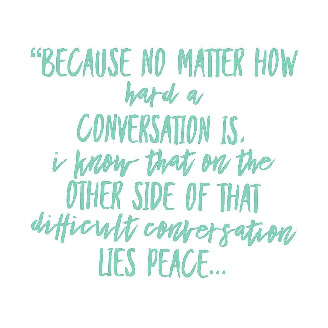 ブリアンナ・ブラウンのインスタグラム：「💜 This  “Because no matter how hard a conversation is, I know that on the other side of that difficult conversation lies peace. Knowledge. An answer delivered. Character is revealed. Truces are formed. Misunderstandings are resolved. Freedom lies across the field of the difficult conversation. And the more difficult the conversation, the greater the freedom.” -Shonda Rhimes, Year of Yes」