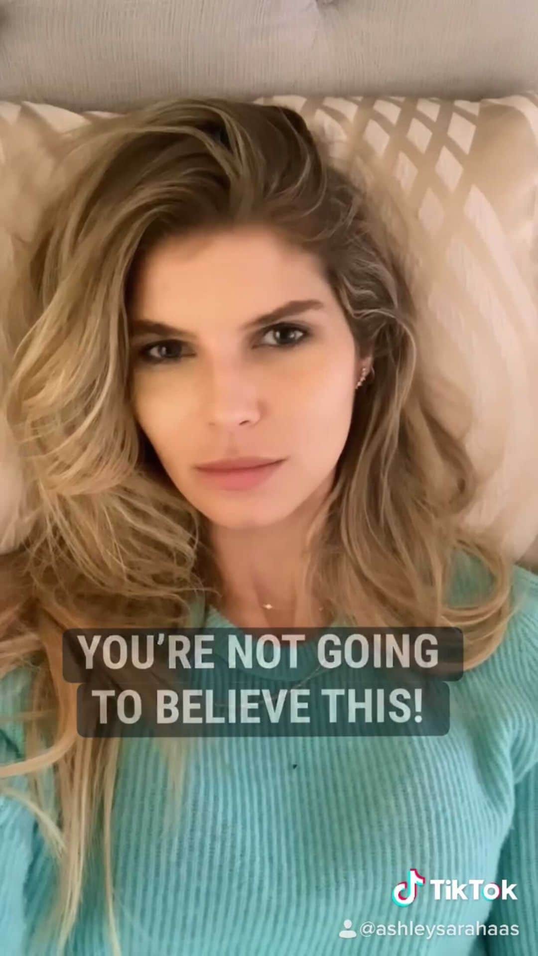 Ashley Haasのインスタグラム