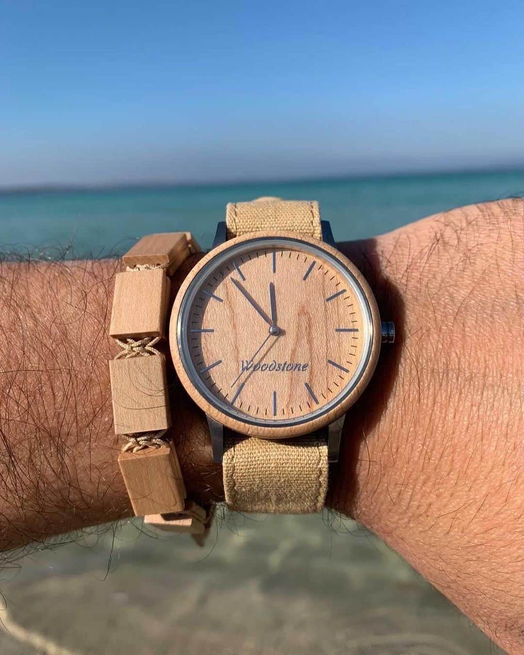 Pit Bull - Fansさんのインスタグラム写真 - (Pit Bull - FansInstagram)「Woodstone watches merge nature and style into a beautiful wooden timepiece @woodstone_wooden_watches Use ''pitbullsfans'' discount code to save %10 this holiday season.🎄」12月2日 6時56分 - pitbullsfans__