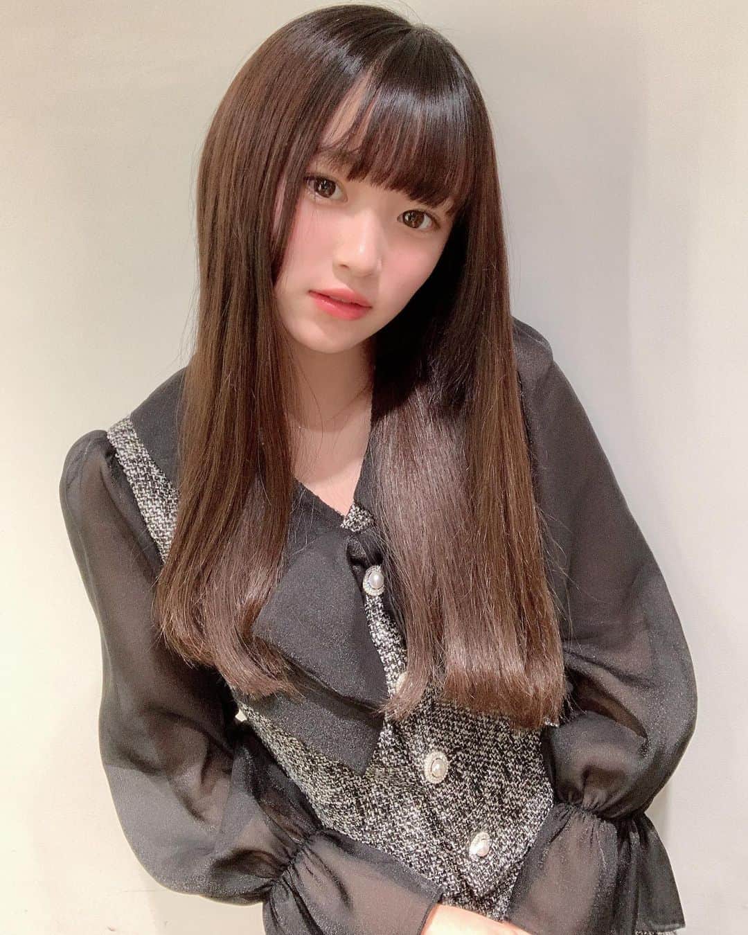 平野夢来（ゆぴぴ）のインスタグラム：「おはようございます(^^) 本日のお仕事のために昨日遅くにトリートメントとエクケアして頂きました💪 これでお仕事頑張れちゃう🔥🔥」