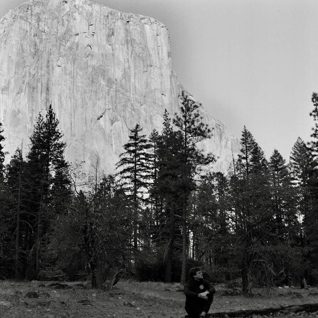ウィロー・シールズさんのインスタグラム写真 - (ウィロー・シールズInstagram)「I shot some portraits of my 🍯 in Yosemite   Medium format film on my Hasselblad 500cm」12月2日 7時05分 - willowshields