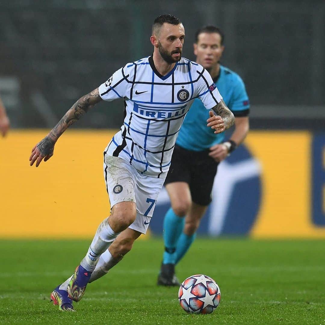 マルセロ・ブロゾビッチのインスタグラム：「Braviiii!!! +3 @inter」