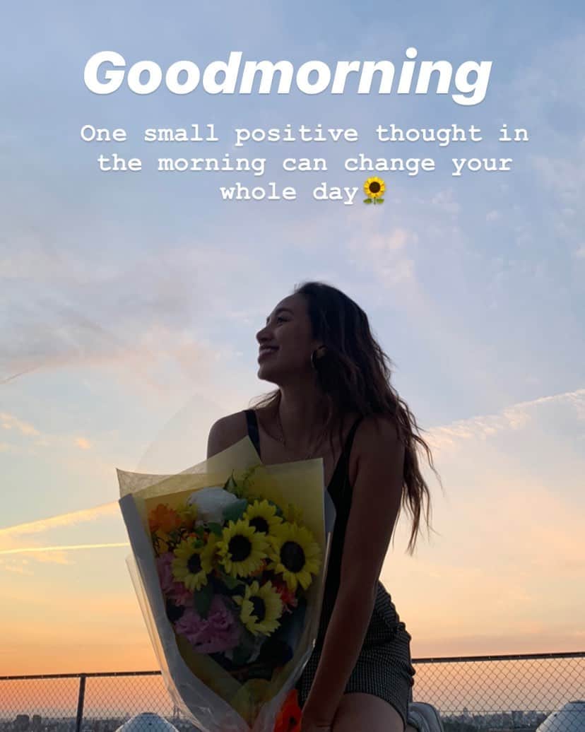 Megha Shrestha のインスタグラム：「What I found in my draft ✨🌻 下書きにあった一枚✨  いつも素敵な毎日を迎えれるように素敵な自分でいたい🦋」