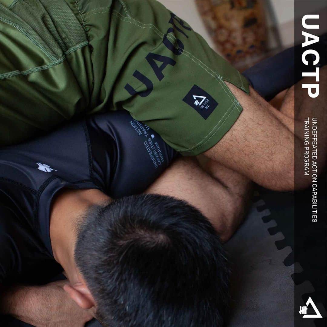 UNDFTDさんのインスタグラム写真 - (UNDFTDInstagram)「UACTP #001 Collection Drop 2  Featuring long and short sleeve base layers and shorts as well a training Gi and competition Gi developed and produced by Vanguard.   Available 12/4 at Undefeated.com」12月2日 8時59分 - undefeatedinc
