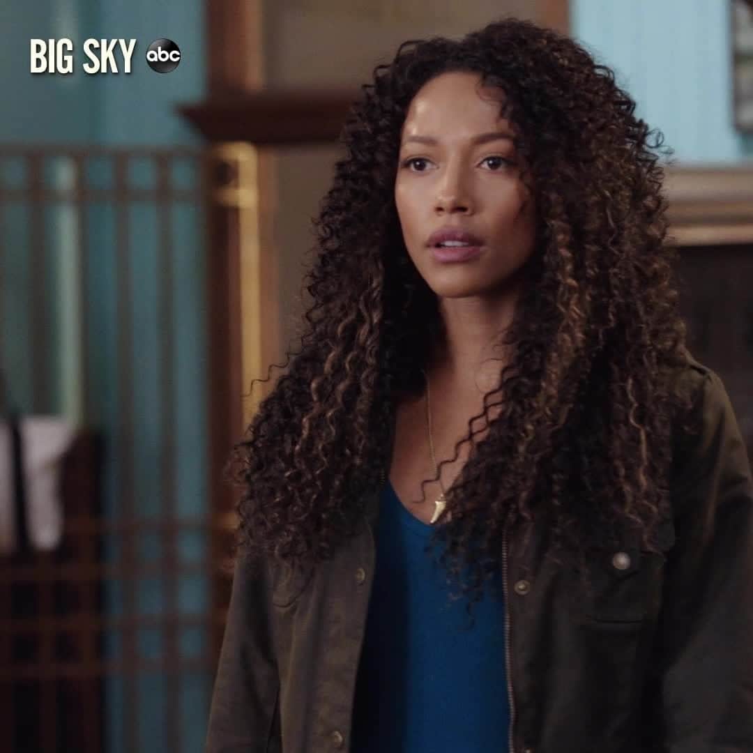 アメリカン・ブロードキャスティング・カンパニーのインスタグラム：「TONIGHT is another action-packed, nail biting, edge of your seat episode of #BigSky. 😅 Starting at 10|9c on ABC.」