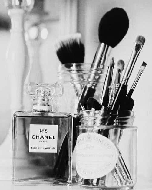 ベレン・ロドリゲスのインスタグラム：「Makeup maniac」