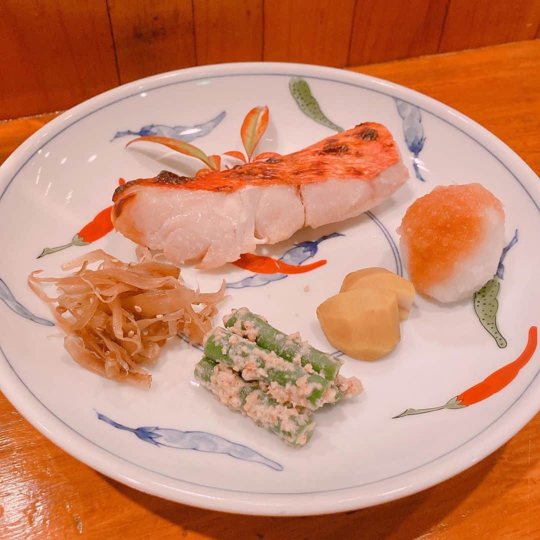 水木一郎さんのインスタグラム写真 - (水木一郎Instagram)「あんこうの鍋と銀鱈の西京焼き。毎日肉に魚に食欲があることは元気な証。 #あんこう鍋 #銀鱈の西京焼き  #水木一郎」12月2日 9時36分 - ichiromizuki