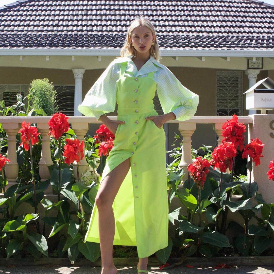 のインスタグラム：「Discover Drop 2 of GIRL, LIBERTY!. Yours to shop now online & in boutiques this week 🍬 #aliceMcCALL」