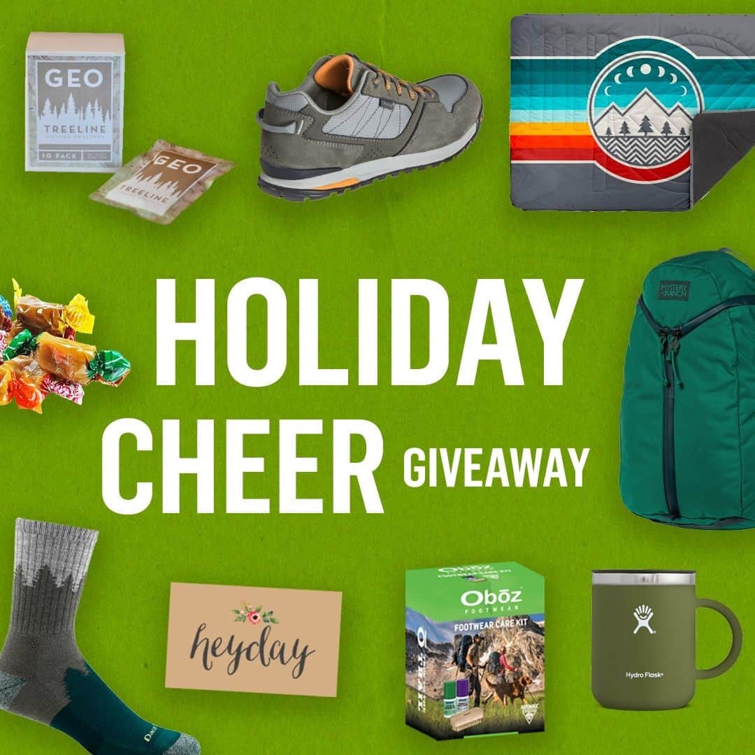 のインスタグラム：「December is here and we feel the Holiday Cheer! ✨⠀ ⠀ Enter to win the @obozfootwear Holiday Cheer Giveaway!⠀ Entry is easy:⠀ 1. Like this photo 📷 ⠀ 2. Follow us here at @obozfootwear 🥾⠀ 3. Comment below with how you’re spreading cheer this holiday season 🎁⠀ ⠀ The cheer-filled giveaway includes:⠀ @mysteryranch Urban Assault 21L ⠀ Bozeman-based @treelinecoffee GEO 12-pack ⠀ A style of your choice from our @obozfootwear Bozeman Collection ⠀ @nikwax kits to keep your footwear going ⠀ @voited Fleece Outdoor blanket ⠀ 11oz box of assorted @bequetconfections caramels⠀ @heydaybozeman Heyday gift card ⠀ @hydroflask Mug ⠀ A pair of @darntoughvermont Tough socks ⠀ Oboz and Oboz partner swag  ⠀ Enter to win Tuesday, December 1st through Monday, December 14th. The winner will be notified and announced on Tuesday, December 15th. Giveaway open to U.S. and Canada residents.⠀ .⠀ .⠀ .⠀ .⠀ .⠀ #truetotrail #giveaway #hiker #hiking #walking #trail #oboz #obozfootwear #hydroflask #camping #coffee」