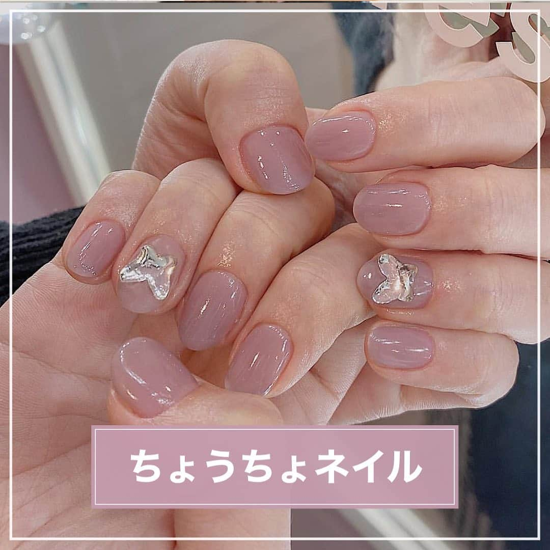 PRESSさんのインスタグラム写真 - (PRESSInstagram)「【ちょうちょネイル特集】 保存して参考にしてみてね💅🏻 ㅤㅤㅤ  ちょこんと乗った蝶々がかわいい！ㅤ ㅤㅤ 表参道にあるPress. Salon では可愛らしさも上品さも手に入る大人ネイルができます💫 ㅤㅤ Special thanks ❤︎﻿ @press.nail__mai  ㅤㅤㅤ —————————————————— ㅤ﻿ ﻿ お気に入りの写真に @press.inc ﻿ タグ🏷して投稿してください♡﻿ あなたのアカウントをご紹介致します! ㅤ﻿ ㅤ﻿ —————————————————— ﻿ ﻿ #ネイル#秋ネイルデザイン #PRESSネイル#マグネットネイル#大理石ネイル#オーロラネイル#秋ネイル2020 #ネイルデザイン #ネイルアート #ネイルサロン#トレンドネイル #ネイルデザイン#アートネイル#冬ネイル#ちょうちょネイル#蝶々ネイル」12月2日 22時05分 - press.inc