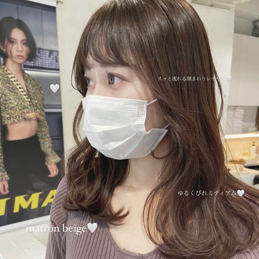 佃加菜のインスタグラム：「#スッと流れる顔まわりレイヤー🤍﻿ ﻿ 前髪から繋がるゆるいレイヤーで大人可愛らしく🤍﻿ ﻿ 後ろワンカールでも顔まわりのニュアンスでキレイめな印象になります♡﻿ ﻿ ﻿ "可愛い"から"可愛らしい大人"に🤍﻿ ﻿ カラーはマロンベージュ🤍﻿ ブリーチ無しで品の良い髪質に🤍」