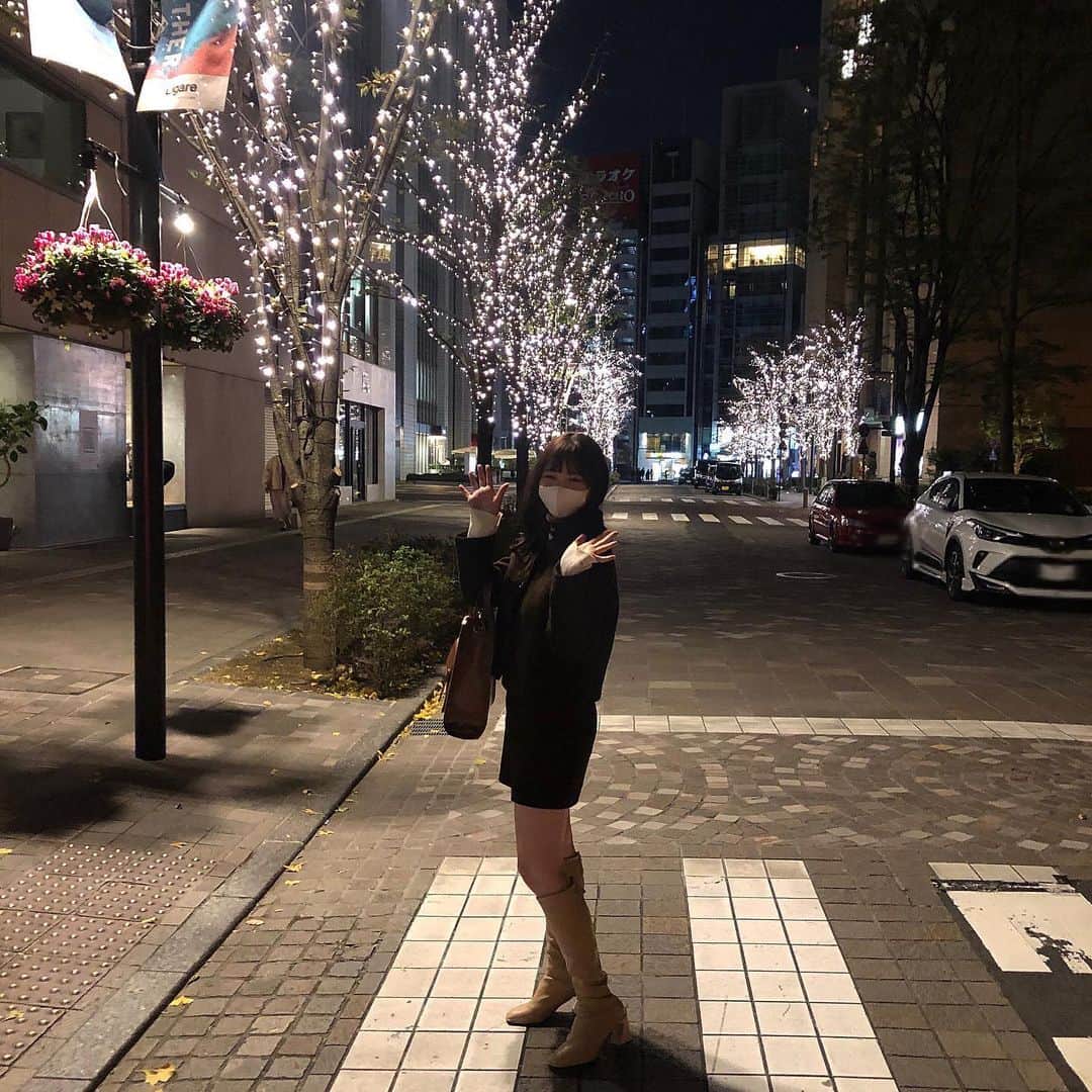 新田湖子さんのインスタグラム写真 - (新田湖子Instagram)「. 街中を歩いていたら至る所にイルミネーションがあって幸せな気持ちでした🎄💖」12月2日 21時27分 - coconitta0809