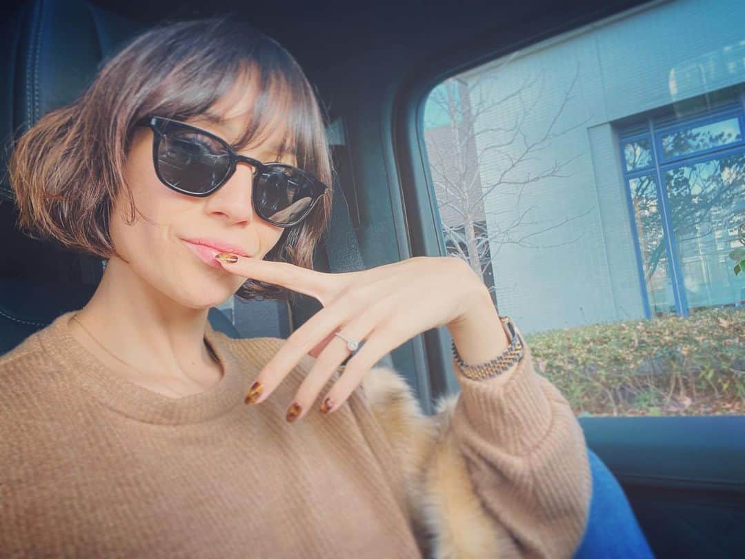 アンナ・オルティス（イニエスタの妻）のインスタグラム：「𝑫𝒊𝒄𝒊𝒆𝒎𝒃𝒓𝒆 🤍」