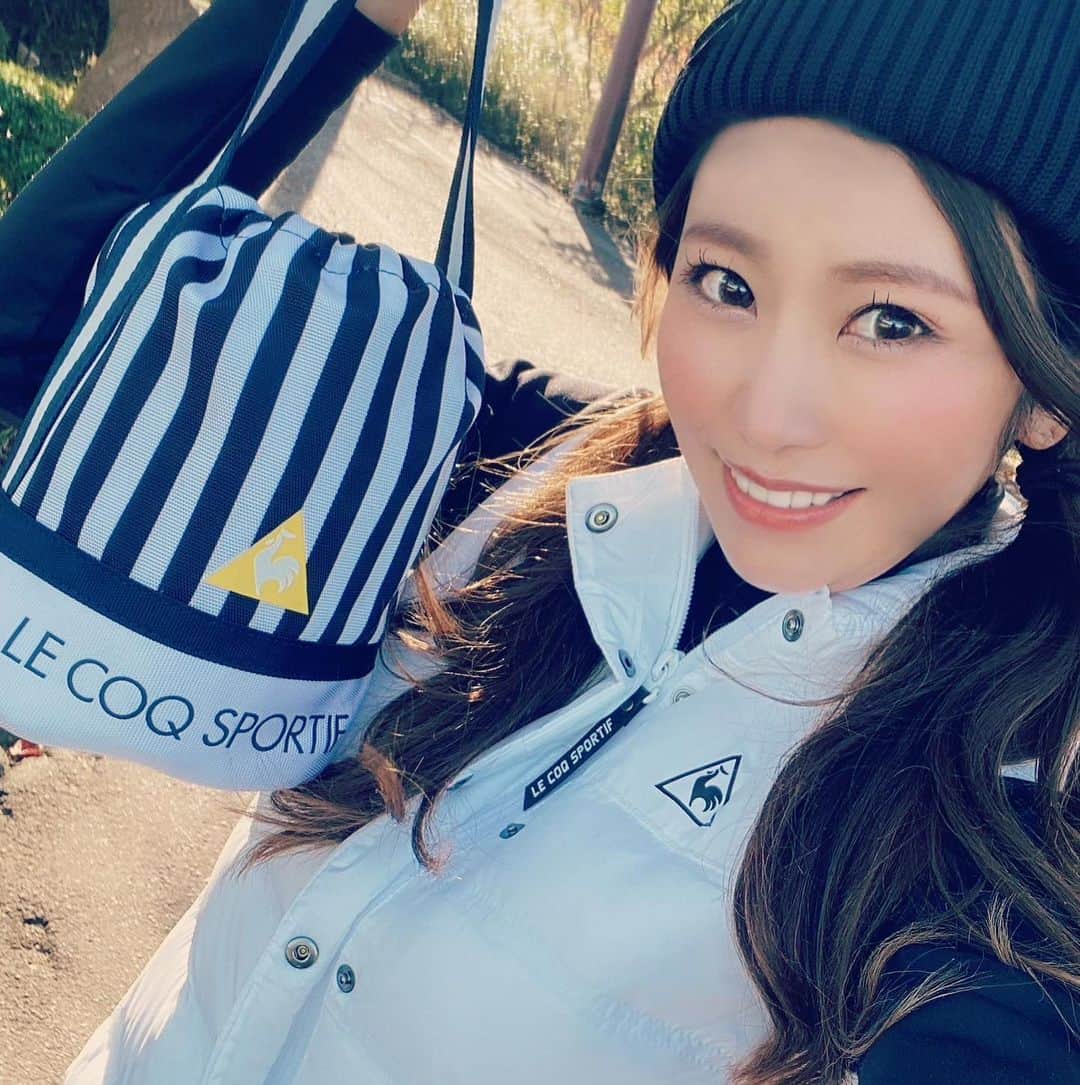 渡瀬茜さんのインスタグラム写真 - (渡瀬茜Instagram)「最近お気に入りのカートバック⛳️✨ 巾着型で結構入るけどトートバックの中でも場所取らないからこればっかり持って行ってる😊💖  #GTバーディーズ#lecoqsportif #ルコックゴルフ#ルコック女子#カートバック#ladiesgolf #golfhotties #golfbabes #golflife #golfstagram #japanesegirl #lovegolf  #cute #golfer #ゴルフ #ゴルフ女子 #ゴルフ大好き #golfholic #instagolf #高尔夫球 #골프 #ゴルフコーデ #ゴルフ #golf  #golfer #golfgirl #golflife #ladiesgolf #golfstagram #lovegolf」12月2日 21時32分 - wataseakane1