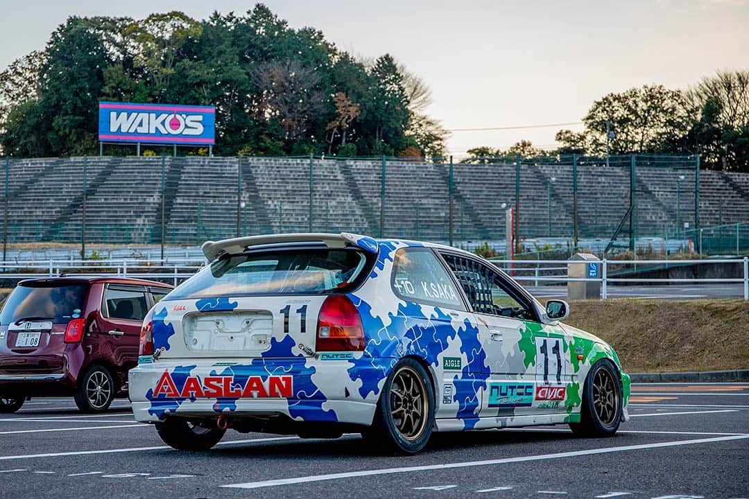 のインスタグラム：「_ ASLAN NUTEC 制動屋 SPIRIT Honda EK9 CIVIC Type R _ Shot on Nov-29 2020 "SUZUKA CLUBMAN RACE FF CHALLENGE Final Round" at Suzuka International Circuit _ owner: Account unknown car: @aslan_inc_japan photo: @mistbahn _ JP) 2020年11月29日 鈴鹿フルコース(鈴鹿サーキット国際レーシングコース)、鈴鹿クラブマンレース FFチャレンジ最終戦にて撮影。 _ _ #suzukaclubmanrace #鈴鹿クラブマンレース #鈴鹿クラブマン #ffchallenge #ffチャレンジ #aslan #アスラン #aslan_inc_japan #trybox #トライボックス #nutec #seidoya #制動屋 #spiritshocks #n1civic #civic #hondacivic #ホンダシビック #シビック #ek9 #ekcivic #kanjo #kanjostyle #kanjoracer #kanjozoku #timeattack #timeattackjapan #bseries #b16 #hondasontrack」