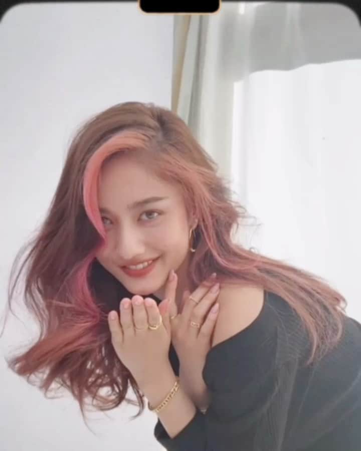 のインスタグラム：「#tiffanyandco ♥️  今日もお疲れ様🥰🥰」
