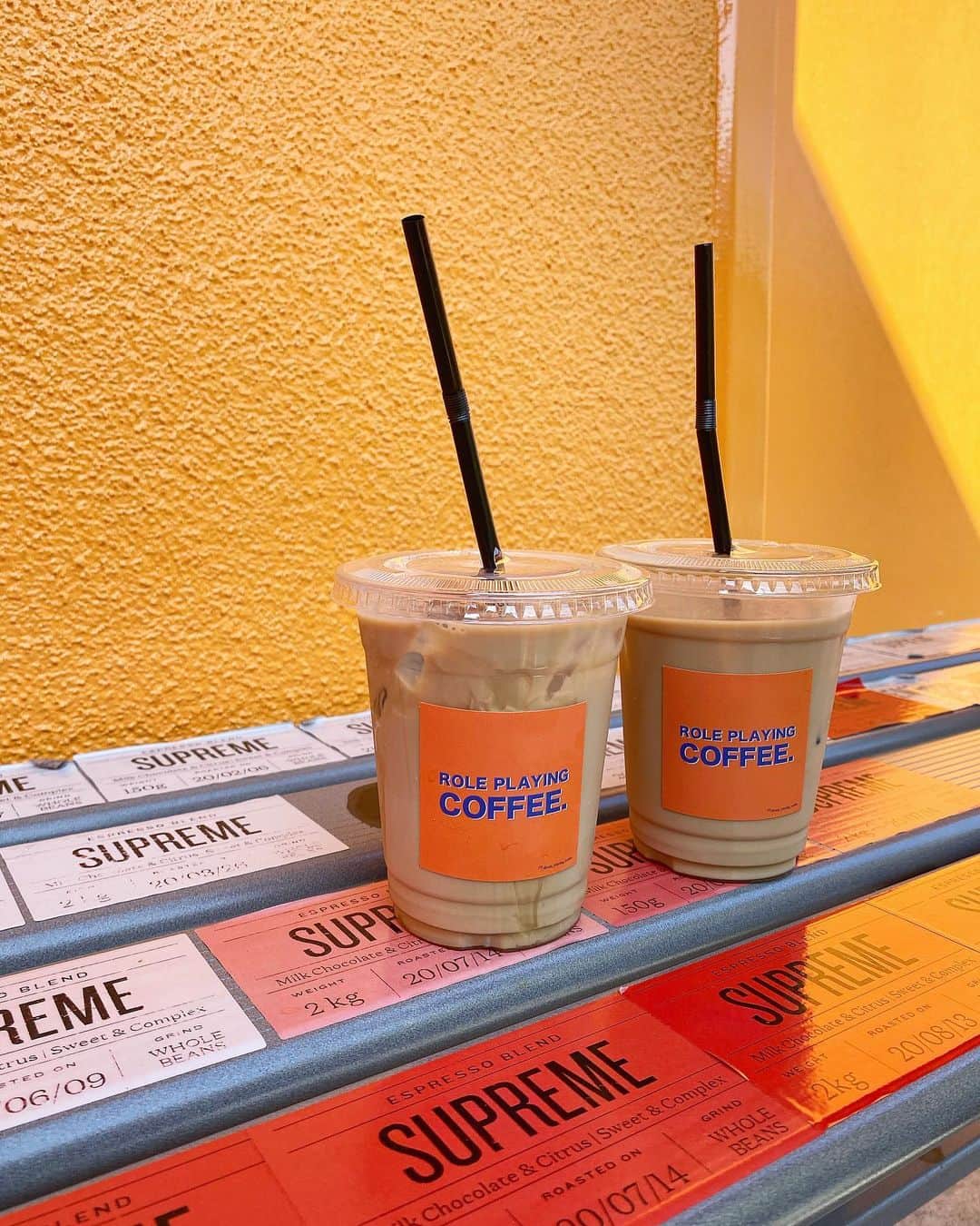 YUUGAさんのインスタグラム写真 - (YUUGAInstagram)「. . 🧡🥤🦋🧸👅 . . . sagacafeオススメ︎︎☺︎ 佐賀駅の近くのカフェです。 . . 店の外も店内もオシャレでした🤍 Tシャツも可愛かった） . . 佐賀に行った時は是非🙋‍♀️ . . .  #roleplayingcoffee #オレンジ色のコーヒー屋さん  #cafe #sagacafe #japan #café  #cafestagram #photo #pic #saga #佐賀カフェ #佐賀 #カフェ #instagood #instagram #insta #instalike #instafood #instadaily #instamood #l4l #life #lifestyle #followme #yuugaな暮らし」12月2日 22時02分 - yuuga1024