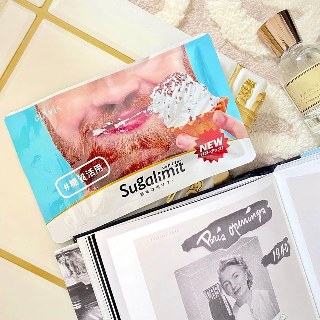sugalimit (シュガリミット)のインスタグラム：「冬って実はダイエットに最適な季節なんです☃️❄️  あまりイメージないかと思いますが、１年で一番 #代謝アップ する時期と言われています😳❕ つまり…とっても痩せやすいタイミングということ🎉🎉  からだが冷えるのを守ろうとして、体内では熱を発生するようになります❣️  このご時世とはいえ #冬のイベント ごとや飲み会が多くなる時期でもあるので 代謝が上がっているからといっても油断は禁物です☝💫 でもそんな誘惑も #シュガリミット があれば安心💁🏻‍♀️  シュガリミットの詳細について気になることがあれば気軽にコメントください😌  商品購入はプロフィールのURLから可能です💫   #ダイエットサポートサプリ #ボディメイク #ボディメイク中 #満腹感 #痩せたいけど食べたい #ダイエット部 #glp1ダイエット #理想の体型 #美ボディ  #自粛太り #冬太り #冬太り解消」