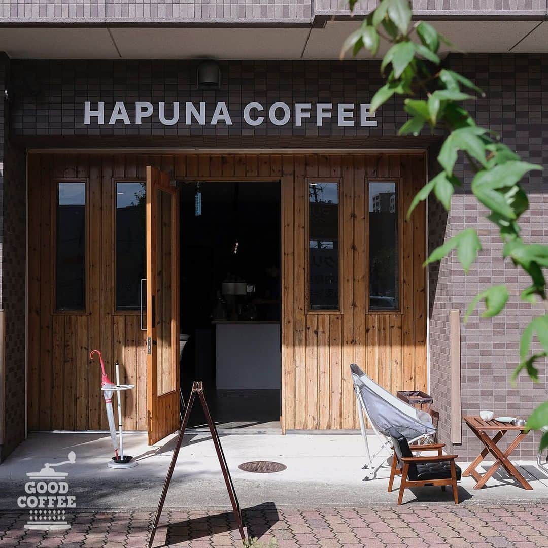 goodcoffeemeさんのインスタグラム写真 - (goodcoffeemeInstagram)「. ☕️ Good Coffee Crew Recommend Shop Info ☕️  【HAPUNA COFFEE (@hapunacoffee) ／ 名古屋・今池】  GC Crew：@__takahik0 「オーナーの余語さんは名古屋の某有名ロースターで経験を積んだ後、2020年5月にHAPUNA COFFEEをオープン。 福岡のロースター「COFFEE COUNTY」、京都のロースター 「STYLE COFFEE」のコーヒーをいただくことができます。 青をベースとした爽やかな印象の店内は居心地がよく、フードは名古屋で人気ベーカリーのパンを取り扱っています。」  — 📍愛知県名古屋市千種区今池3-17-8 🕘7:30〜18:00（土日祝 9:00〜18:30） 定休日：火曜日 —」12月2日 14時00分 - goodcoffeeme