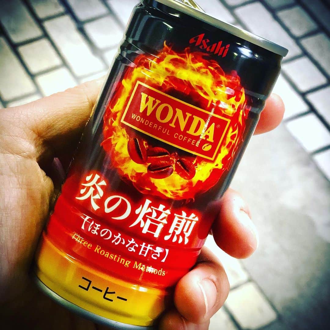 藤田琢己さんのインスタグラム写真 - (藤田琢己Instagram)「ジャケ買い！  #コーヒー  #缶コーヒー」12月2日 14時05分 - takumifujita1