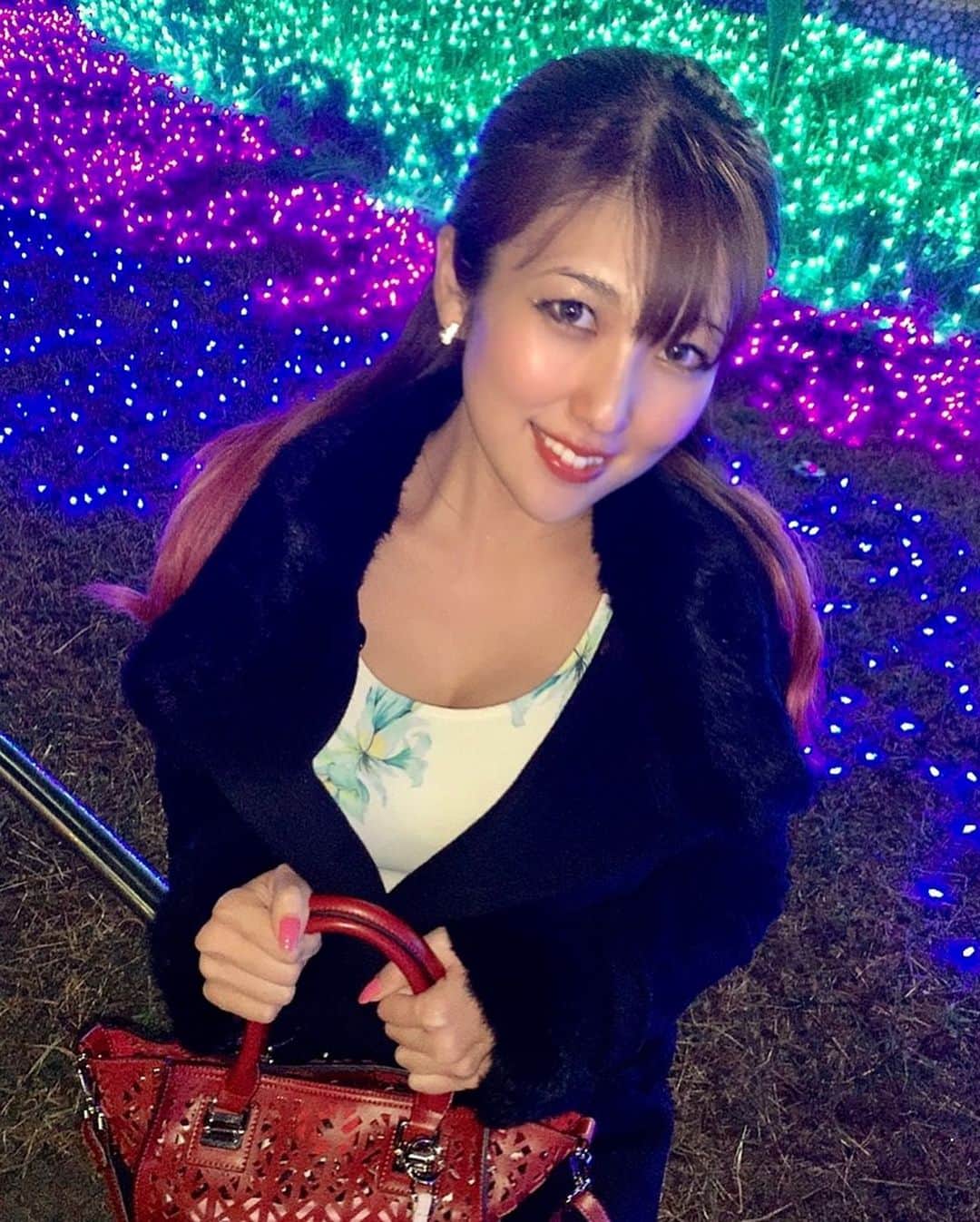 神谷麻美さんのインスタグラム写真 - (神谷麻美Instagram)「#illumination 💖💙💖💙💖」12月2日 14時18分 - asamice428