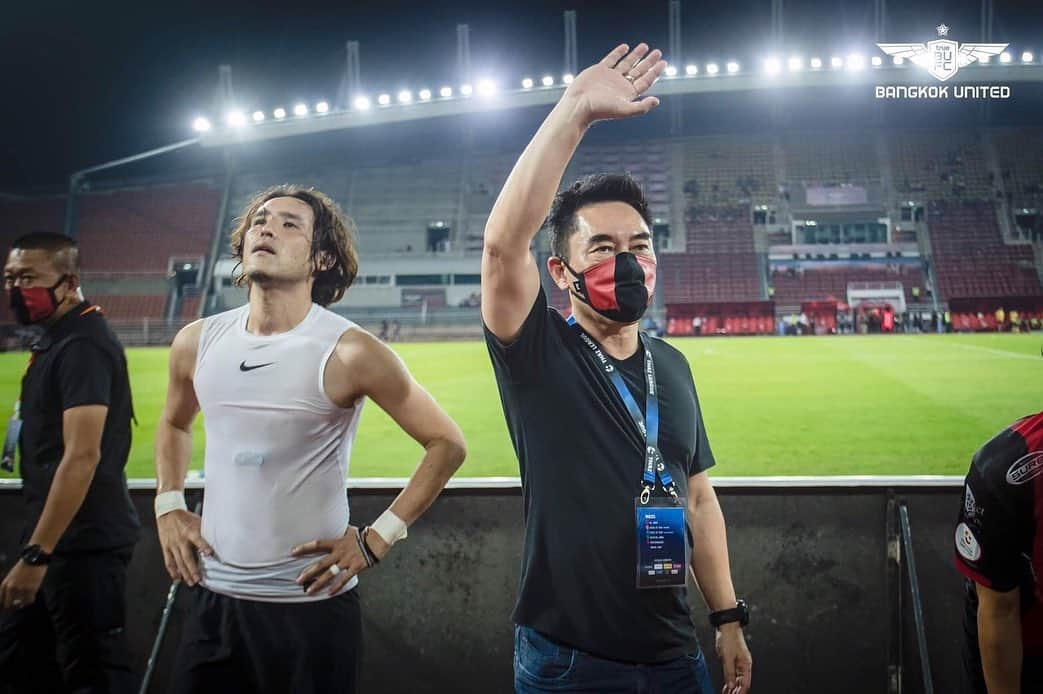 細貝萌さんのインスタグラム写真 - (細貝萌Instagram)「True Bangkok United.🔴⚫️⚽️🔥🔥❤️ #truebangkokunited#bangkokunited#bufc#ari  #iwilldomybest#wecandoit#fortheteam#team」12月2日 14時53分 - hajime_hosogai_official