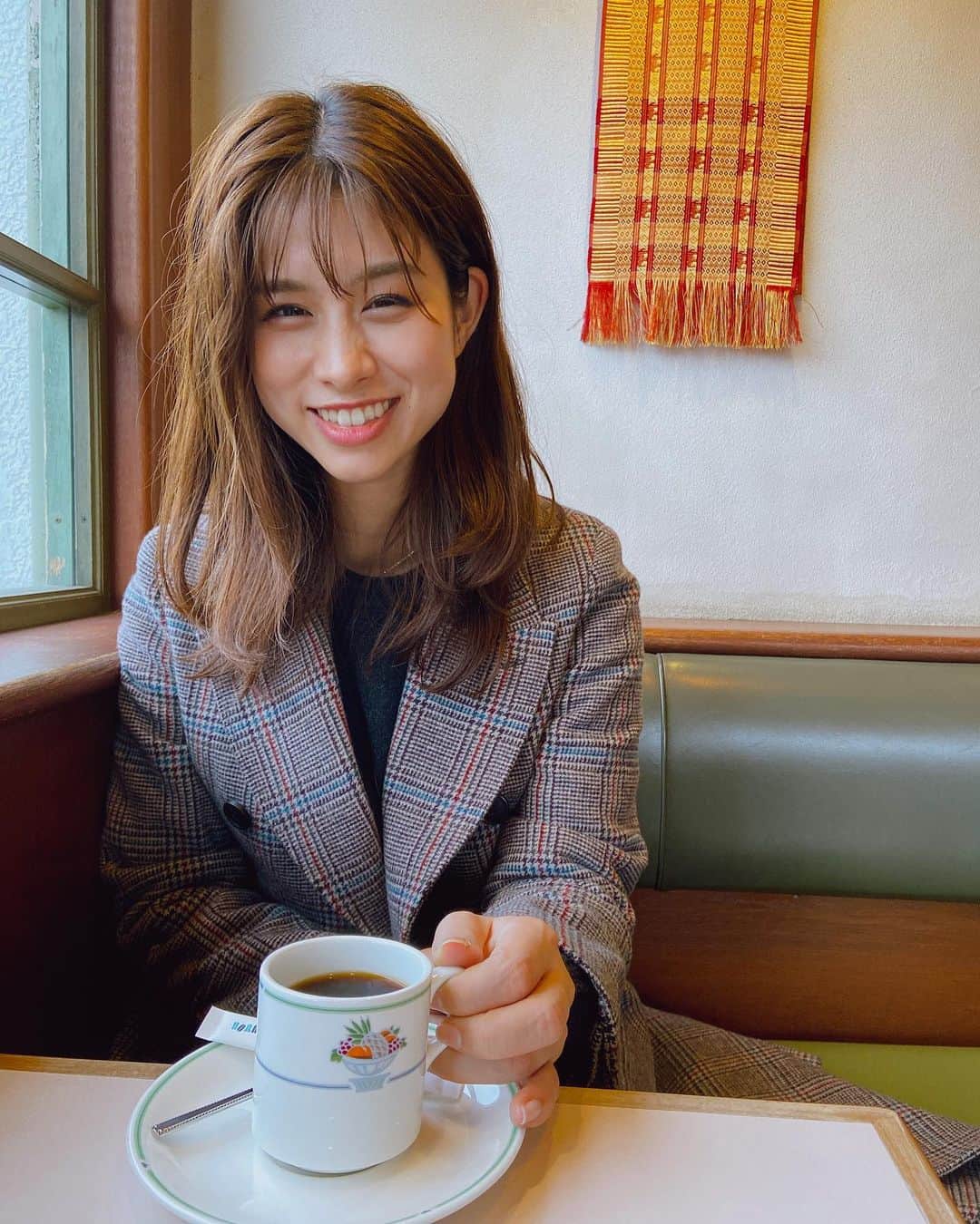 高樹リサさんのインスタグラム写真 - (高樹リサInstagram)「☕️✨💓 #coffeebreak」12月2日 15時12分 - lisalisa_takagi