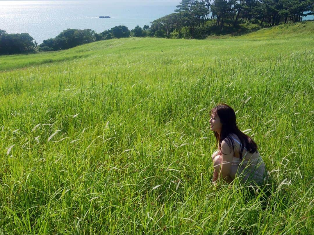 奥山かずささんのインスタグラム写真 - (奥山かずさInstagram)「週プレおふしょっとです🌺」12月2日 15時09分 - kazusa_okuyama_official