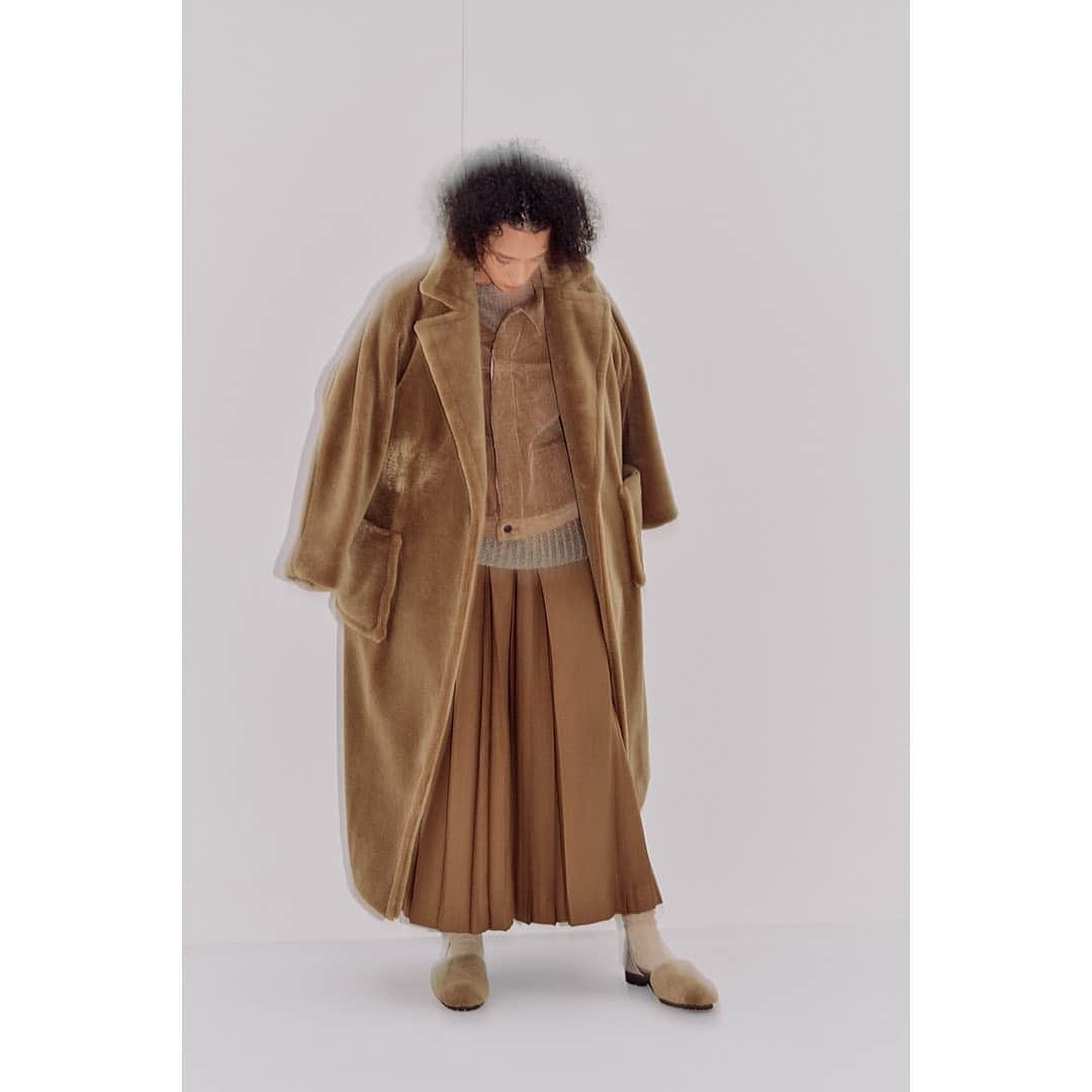 KUROのインスタグラム：「KURO 20aw collection  #teddy #architecture #denim #pfw」