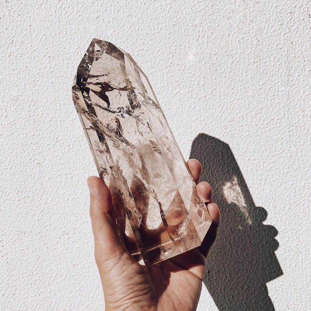 三浦大地さんのインスタグラム写真 - (三浦大地Instagram)「Coming soon...  #earthandstove #earthandstovecrystals #crystals #smokyquartz」12月2日 22時14分 - daichi_1127