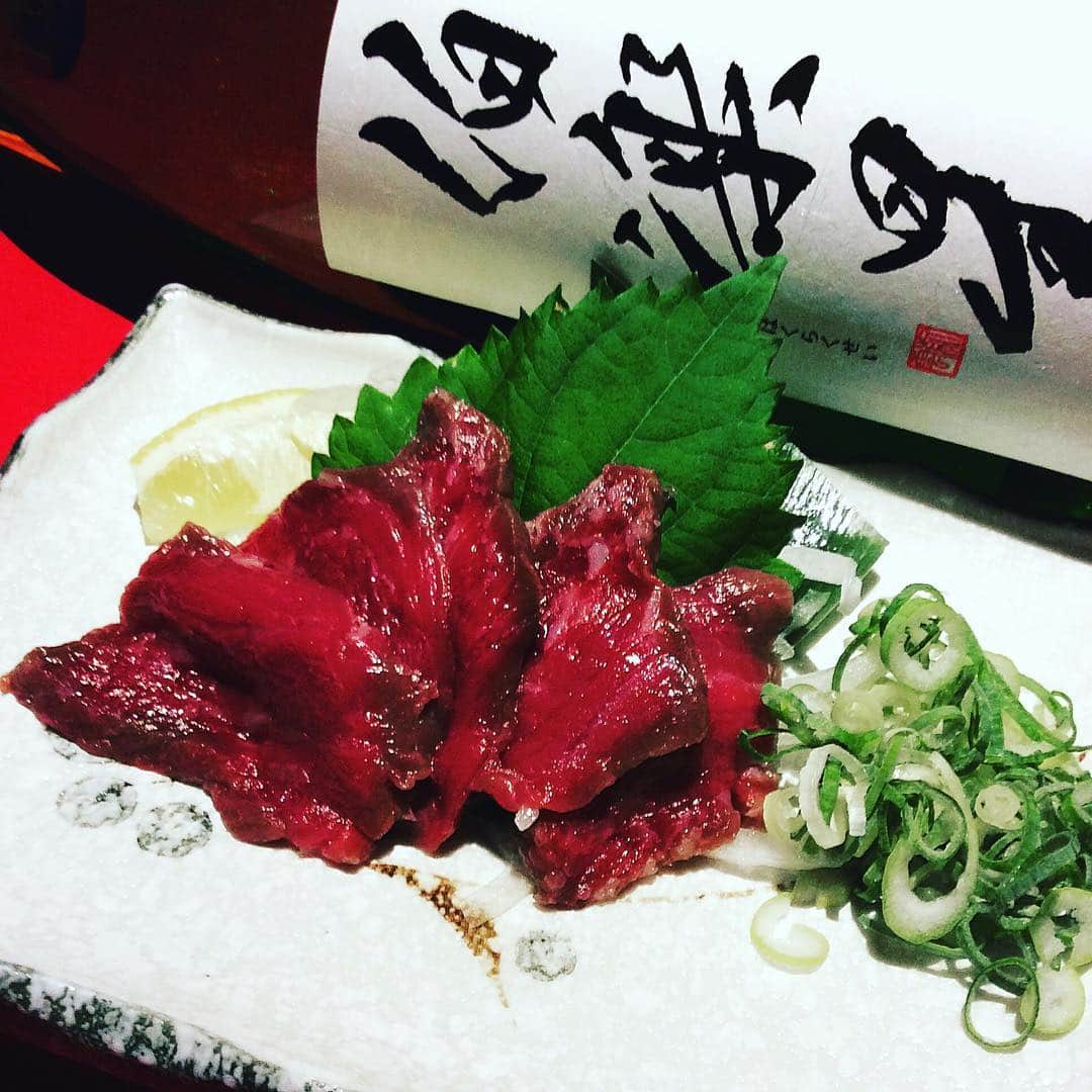 のインスタグラム：「#馬肉#ゆずの小町布施 #九州魂布施 #おすすめ #推し #個室 #居酒屋 #日本酒 #ゆず酒 #馬肉 #馬肉たたき #馬肉ゆっけ #馬刺し」