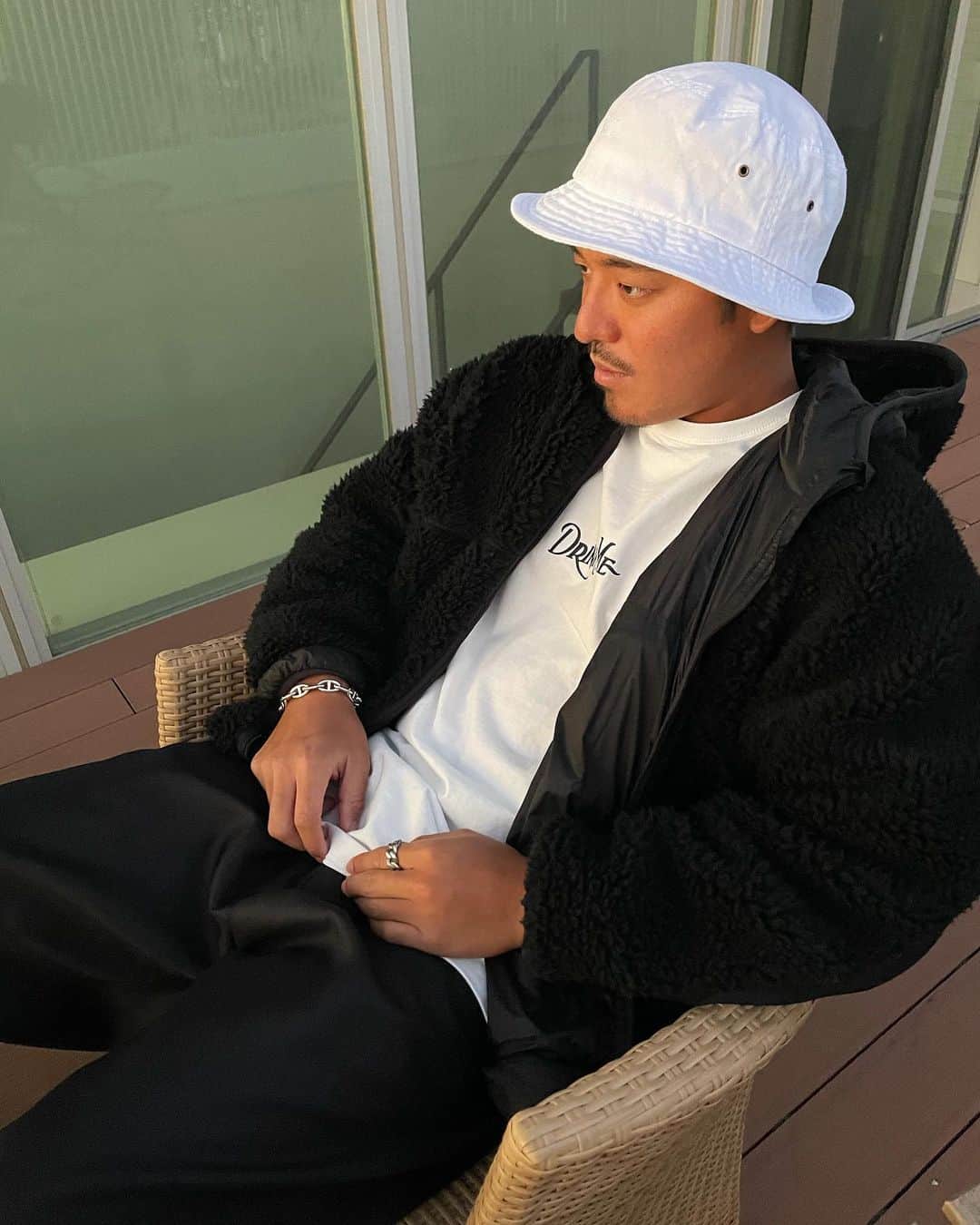 金尾玲生のインスタグラム：「.  Hello December   今年も残すところあと1ヶ月切ったね。  本当に色々あって濃い1年だったな。  2020残りも楽しもう。  だっていつ明日が来なくなるか分からないからね。」