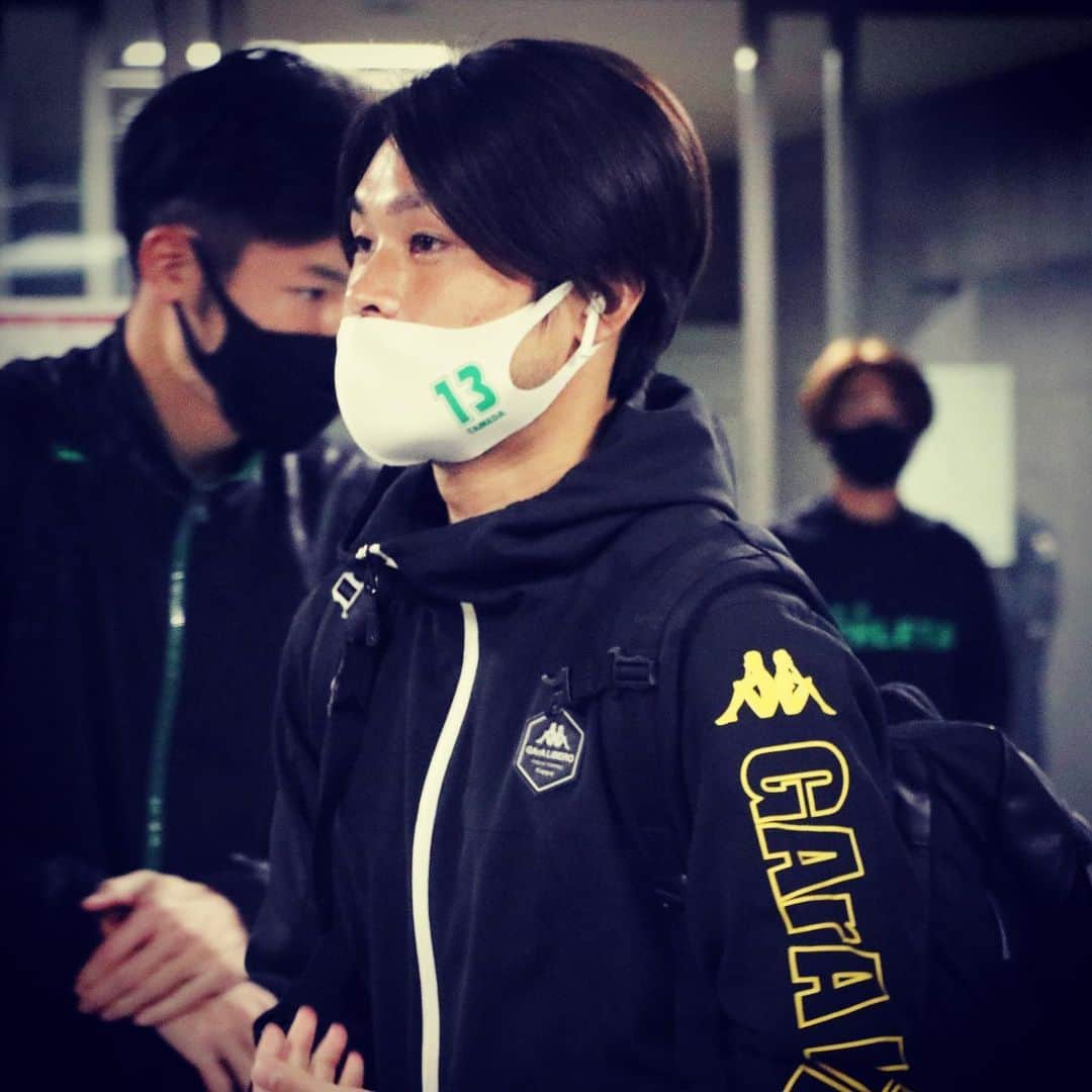 ジェフユナイテッド市原・千葉のインスタグラム：「選手たちが味の素スタジアムに到着🏟」