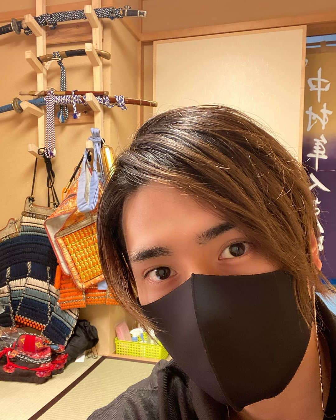 中村隼人さんのインスタグラム写真 - (中村隼人Instagram)「今日もお稽古終了❗️ #南座 #顔見世 #中村隼人」12月2日 17時48分 - 1130_nakamurahayato