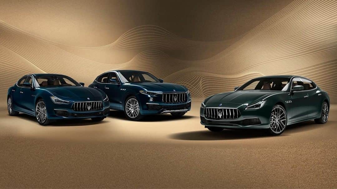 のインスタグラム：「COLORS OF MASERATI Open Door Weekend 2020.12.12 (SAT) – 13 (SUN)  来る12月12日（土）、13日（日）の2日間にわたり、“COLORS OF MASERATI Open Door Weekend”と題し、マセラティが誇るスペシャルカラーやクオリティ、幅広いバリエーションをご紹介いたします。  期間中は、初のお披露目となる限定モデルを始め、心を奪われるような多彩なボディカラーをご提案いたします。  この機会に、あなた様のご来場を心よりお待ち申し上げております。  ＊展示車両のラインナップは、店舗毎に異なります。詳細は担当営業までお問い合せください。  詳しくはこちら。 https://www.maserati.com/jp/ja/news-event/colors-of-maserati-open-door-weekend-december-2020 #Maserati #マセラティ #MaseratiJapan #マセラティジャパン #Ghibli #ギブリ #Levante #レヴァンテ  #Quattroporte #クアトロポルテ #RoyaleEdition #ロイヤルエディション #LevanteTrofeoTricolore #レヴァンテトロフェオトリコローレ」