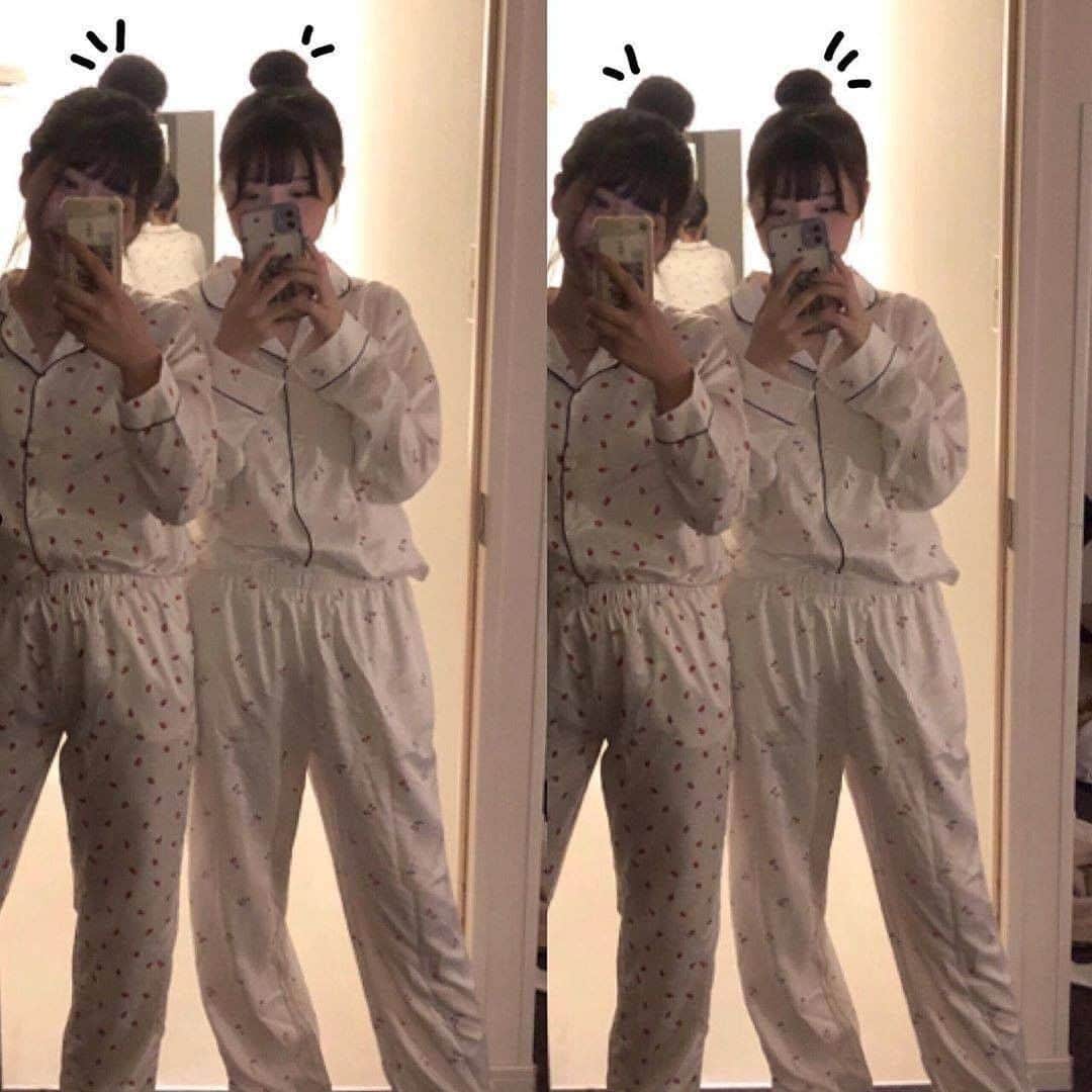 R i R y (リリー)さんのインスタグラム写真 - (R i R y (リリー)Instagram)「『 #パジャマパーティー ♡』　　  かわいいパジャマを2人で着るとさらに可愛く見える、、💗 ヘアバンドもお揃いでかわいい、、！  Photo by﻿ @noa_thankyou  @mizmin3 @haruu._.ka @pinom___ ✴︎---------------✴︎---------------✴︎﻿ ﻿ ▶▶Instagram・Twitter・TikTokで掲載する写真を募集中📸﻿ カワイイ写真が撮れたら、@velle.jp をタグ付けするか、ハッシュタグ #velle_jp をつけて投稿してみてね♪﻿ ﻿ velle編集部と一緒にカワイイで溢れるvelleを創っていこう😚🤍  ✴︎---------------✴︎---------------✴︎﻿ #ルームウェア #ルームウェア女子 #pajamaparty #パジャマ #パジャマ女子会 #お泊まり #お泊まり会 #treatürself #GU #部屋着 # #slumberparty #パジャマ女子会 #パジャマ女子 #パジャマコーデ #ルームウェア #韓国ファッション #ホテル #ホテル女子会 #クレヨンしんちゃん #クレヨンしんちゃんパジャマ」12月2日 18時00分 - velle.jp