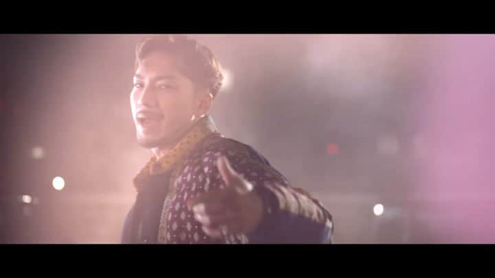 DOBERMAN INFINITYのインスタグラム：「本日、10枚目SG「6 -Six-」絶賛発売中✨  新ティザー映像も公開になりました🎶 こちらのナレーションの声はどなたでしょうか？🤔  MVメイキング映像も公開になりましたので、ご覧下さい😆🎞  #DOBERMANINFINITY  #Six」