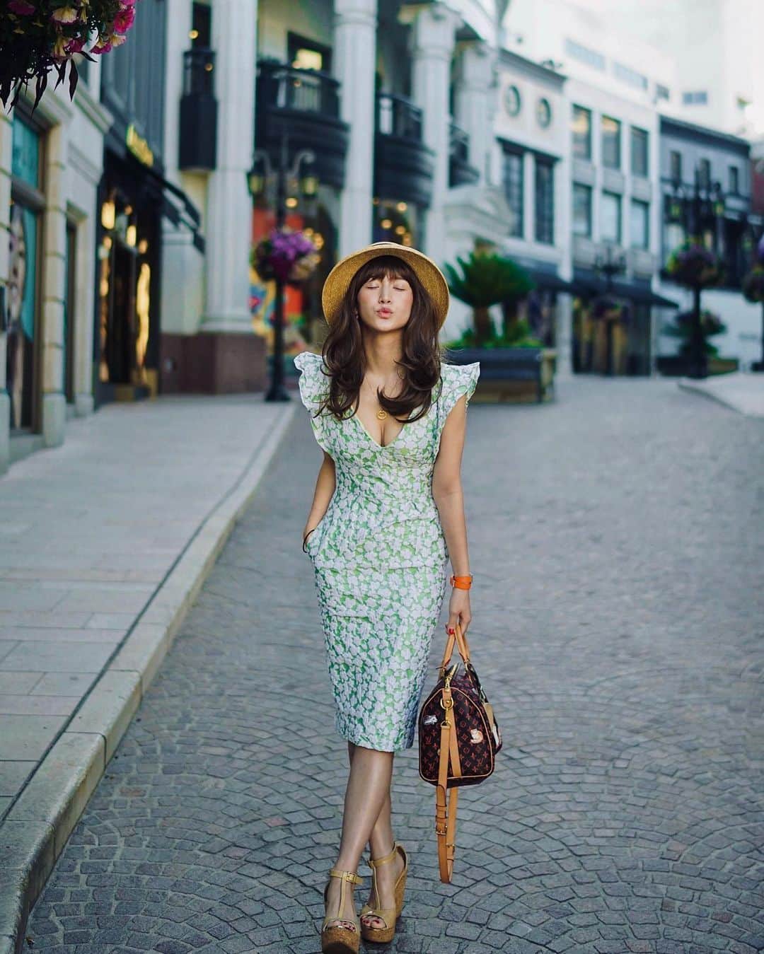 fukishaljのインスタグラム：「My favorite dress💚 #LA  こういうスタイルもだいすき　😆」